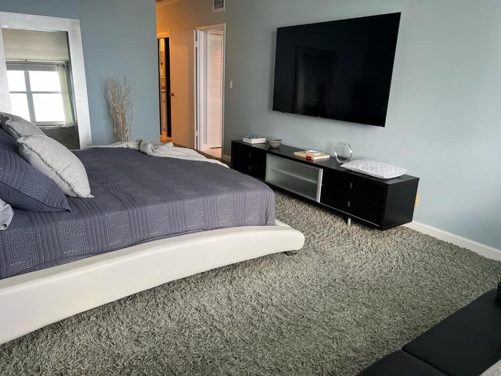 Penthouse Beach Front 1St Line, 2 Bedroom 2 Ba, New Decoration & Furnitures, Unobstructed View Of The Beautiful Atlantic, Free Parking Hollywood Eksteriør bilde