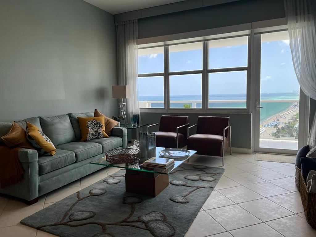 Penthouse Beach Front 1St Line, 2 Bedroom 2 Ba, New Decoration & Furnitures, Unobstructed View Of The Beautiful Atlantic, Free Parking Hollywood Eksteriør bilde